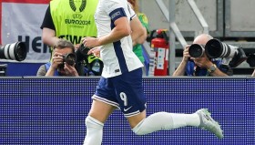 安博体育官网-目前德甲总共有多少支球队参赛？2025赛季参赛队伍一览