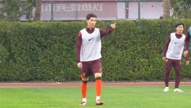 安博体育官网-英超联赛中亚洲球员名单及他们的赛场表现